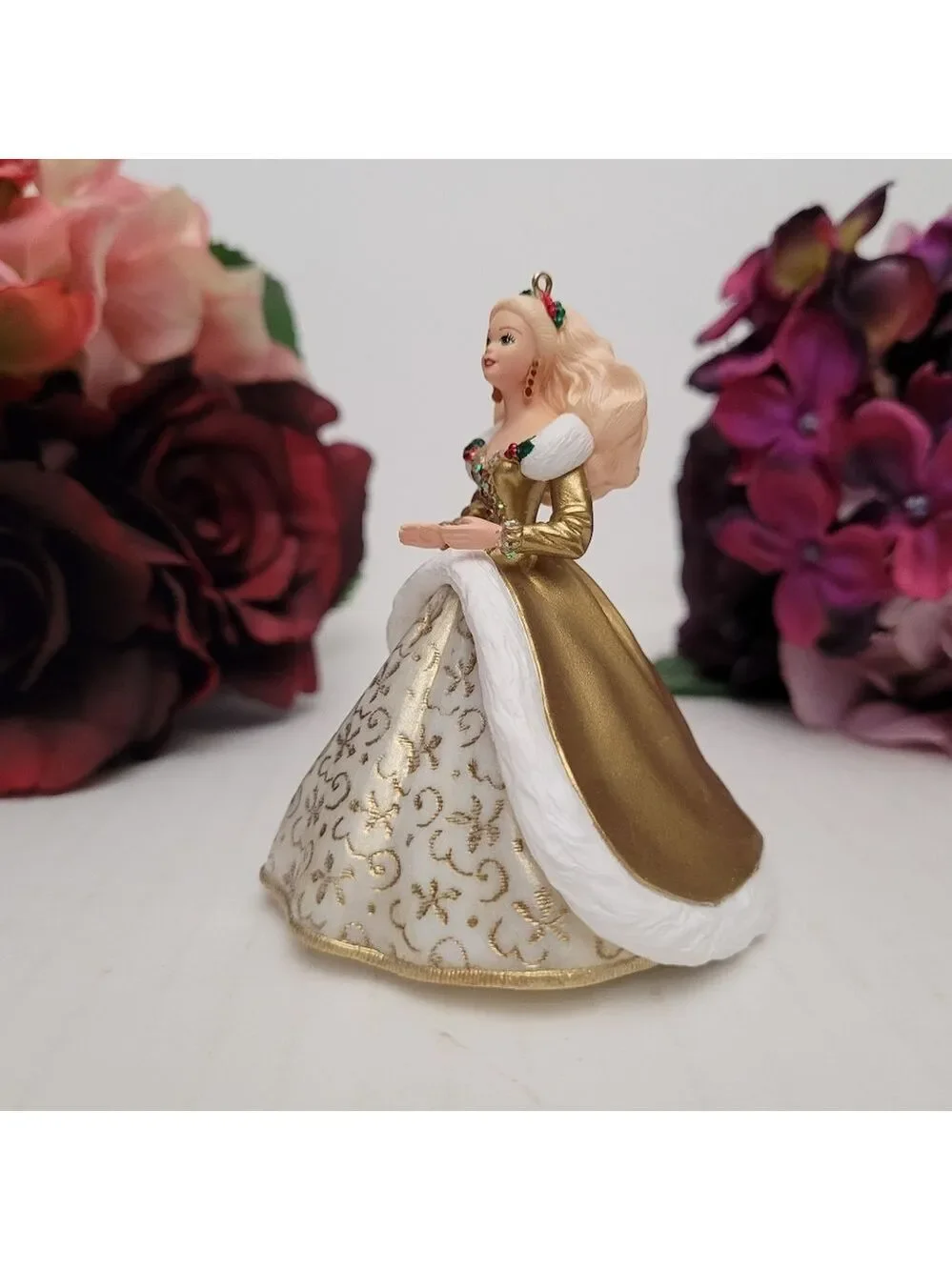 Vintage 1994 Hallmark Keepsake Ornament Holiday Barbie Collectors Series